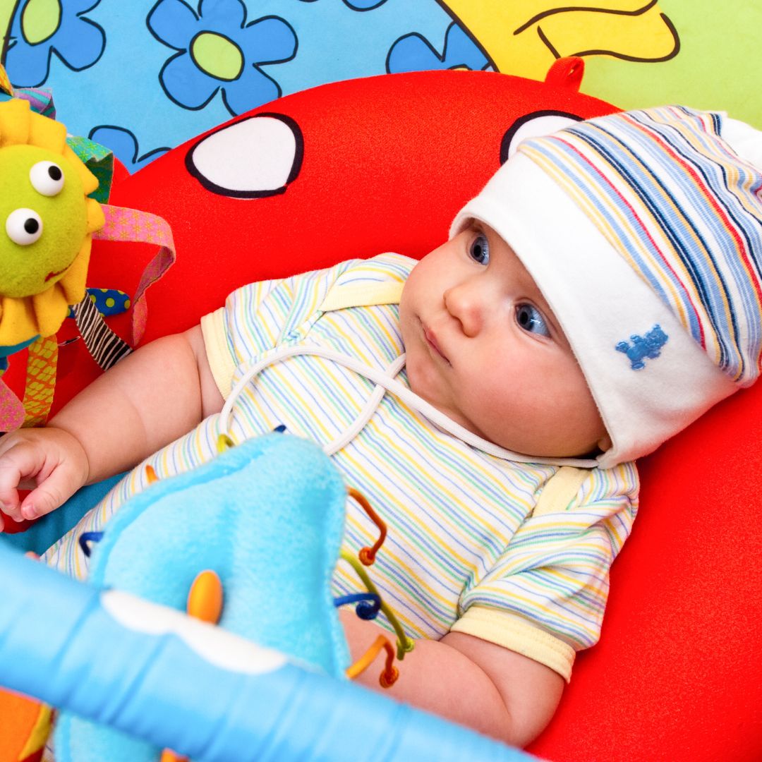 Les couleurs magiques : Comment les bébés grandissent et apprennent grâce à un arc-en-ciel d'apprentissage